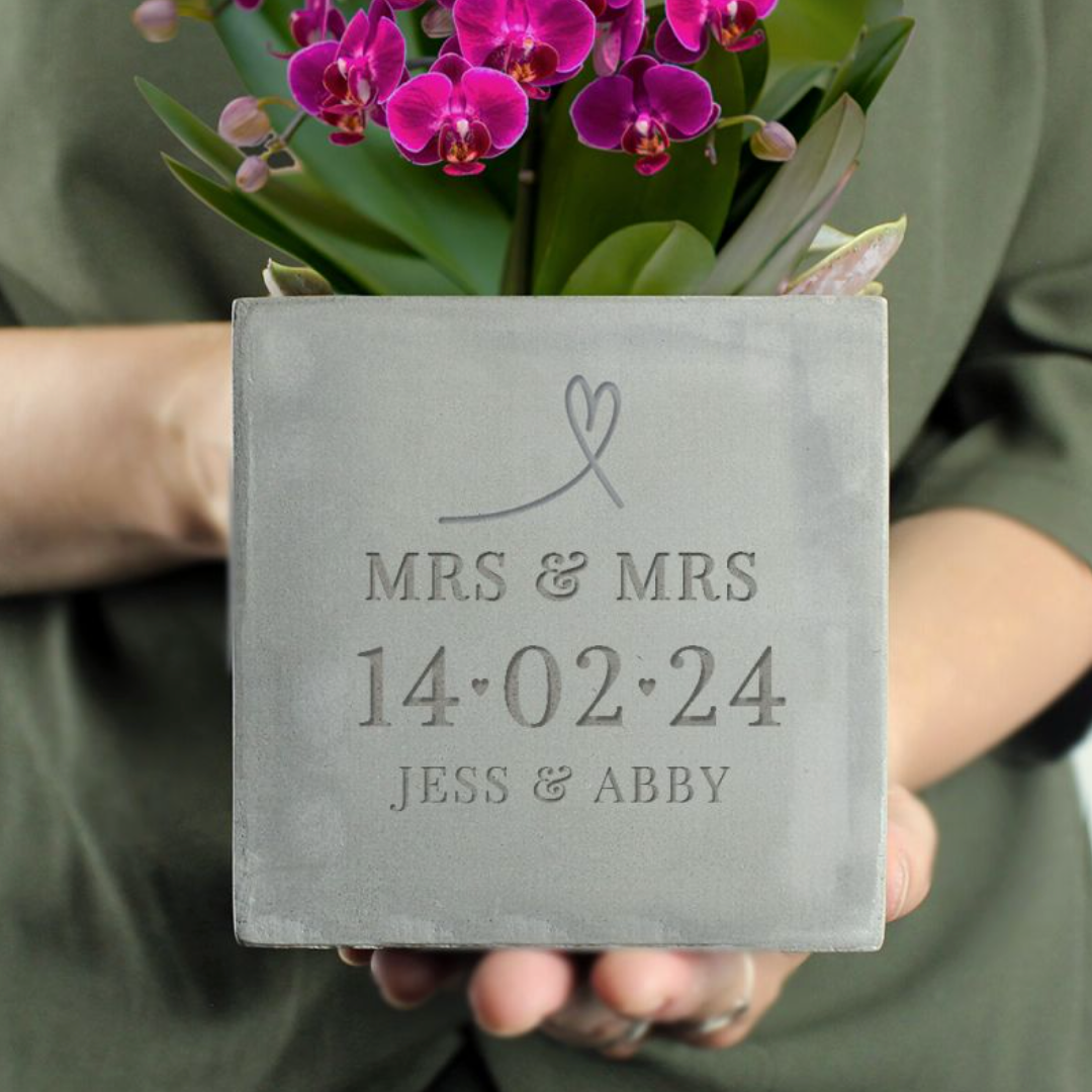 Mrs &amp; Mrs - Lesbian Gay Couple Personalised Special Date Concrete Plant Pot | Gift